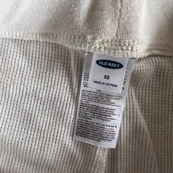 Old Navy Cream Leopard Thermal Lounge Sleepwear Pants Size XS - Picture 3 of 3